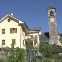 Jika kamu tertarik dengan tawaran-tawaran dari Locana dan Borgomezzavalle yang berada di Italia ini, maka kamu bisa pindah ke kota tersebut. Tertarik untuk pindah? Foto: dok. vcoazzurra TV