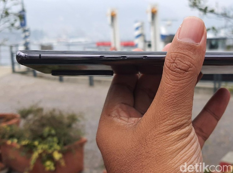 Oppo Find X2 Pro Berbagai Sisi