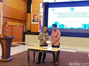 Bahlil Minta Kepala BP Batam Cabut Izin Lahan Nganggur