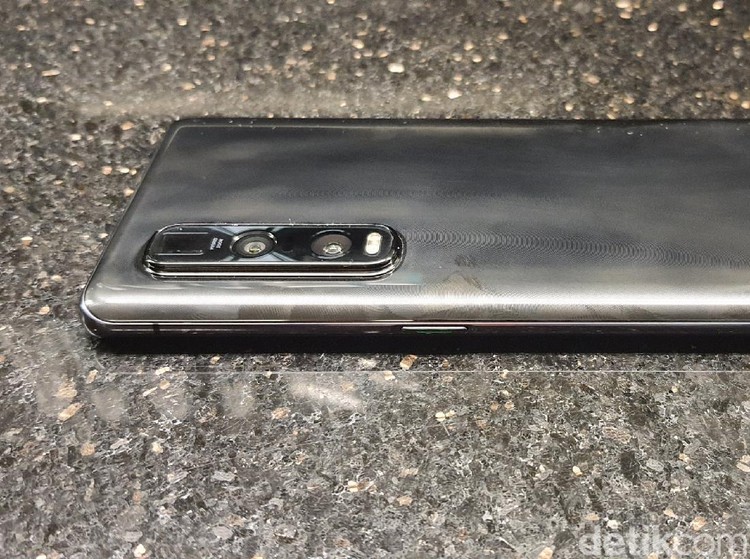Oppo Find X2 Pro Berbagai Sisi