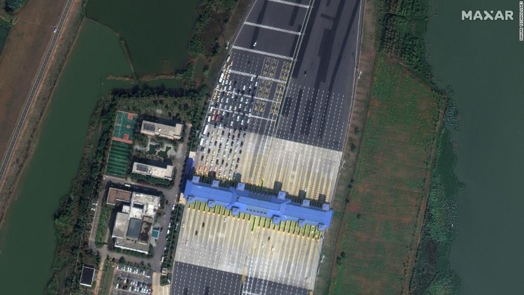 Foto Satelit Corona