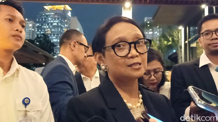 Menlu Retno Marsudi