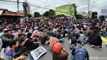 Saat Massa GejayanMemanggilLagi Padati Simpang Tiga Gejayan