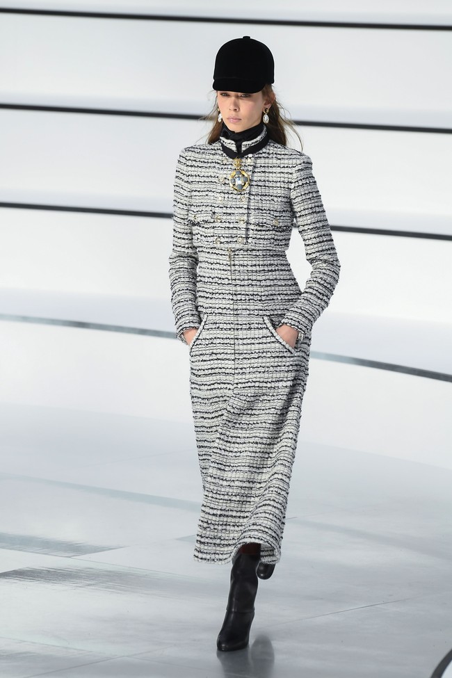 Koleksi terbaru Chanel fall 2020 di Paris Fashio Week, Paris, Prancis, Selasa [03/03/2020]. Photo by Pascal Le Segretain/Getty Images.