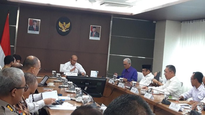 Menko PMK gelar rapat tingkat menteri bahas revisi hari libur nasional (Foto: Rahel/detikcom)