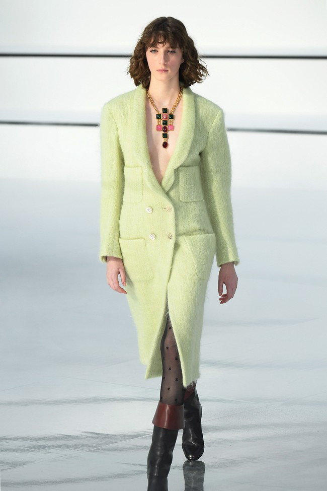 Koleksi terbaru Chanel fall 2020 di Paris Fashio Week, Paris, Prancis, Selasa [03/03/2020]. Photo by Pascal Le Segretain/Getty Images.