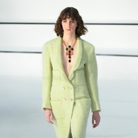 Koleksi terbaru Chanel fall 2020 di Paris Fashio Week, Paris, Prancis, Selasa [03/03/2020]. Photo by Pascal Le Segretain/Getty Images.