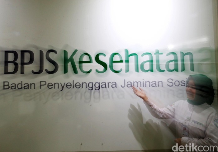 Kenaikan Iuran BPJS Kesehatan Dibatalkan Mahkamah Agung (MA) mengabulkan judicial review Peraturan Presiden (Perpres) tentang Jaminan Kesehatan. Hasilnya, kenaikan iuran BPJS dibatalkan.