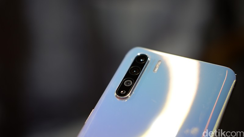 Oppo Reno3