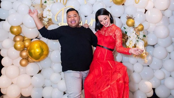 Foto Kebersamaan Ririn Ekawati dan Asistennya yang Tersangkut Kasus Narkoba