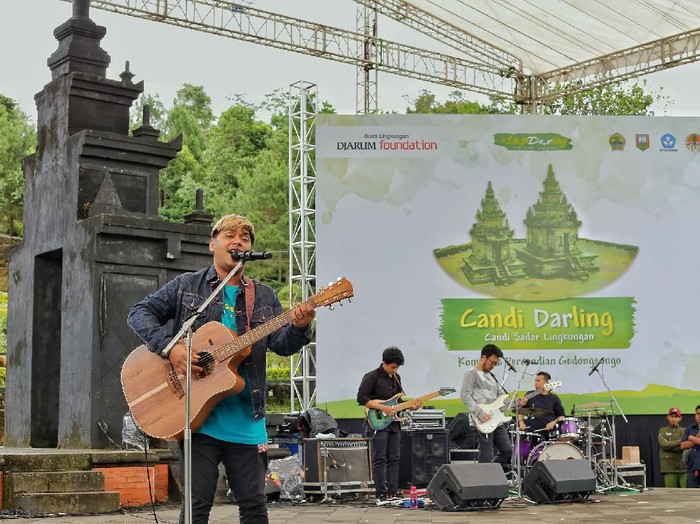 Saat Abdul Idol peduli lingkungan,