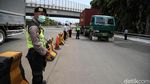 Mulai Hari Ini Truk Gendut Dilarang Lewat Tol Jakarta-Bandung