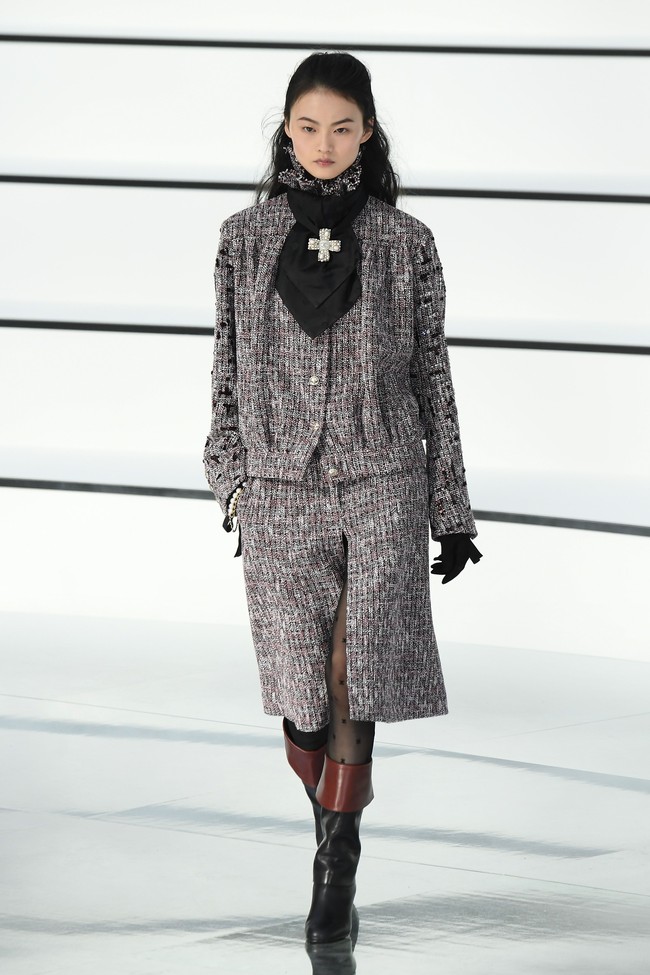 Koleksi terbaru Chanel fall 2020 di Paris Fashio Week, Paris, Prancis, Selasa [03/03/2020]. Photo by Pascal Le Segretain/Getty Images.