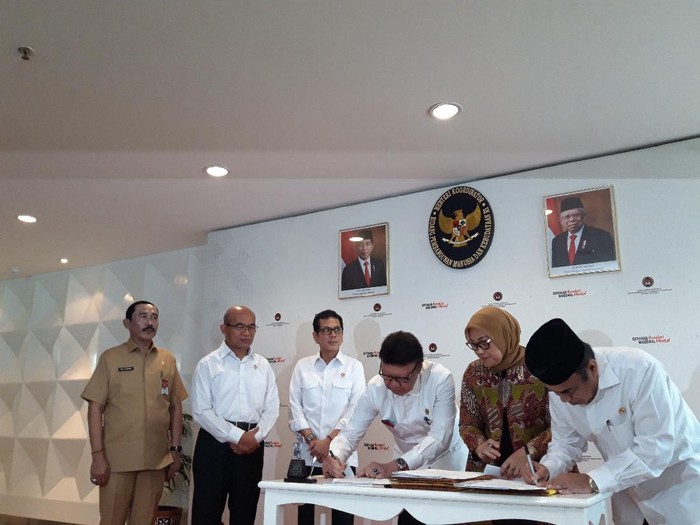 Menko PMK Muhadjir Effendy jumpa pers soal revisi hari libur nasional tahun 2020. (Foto: Rahel/detikcom)