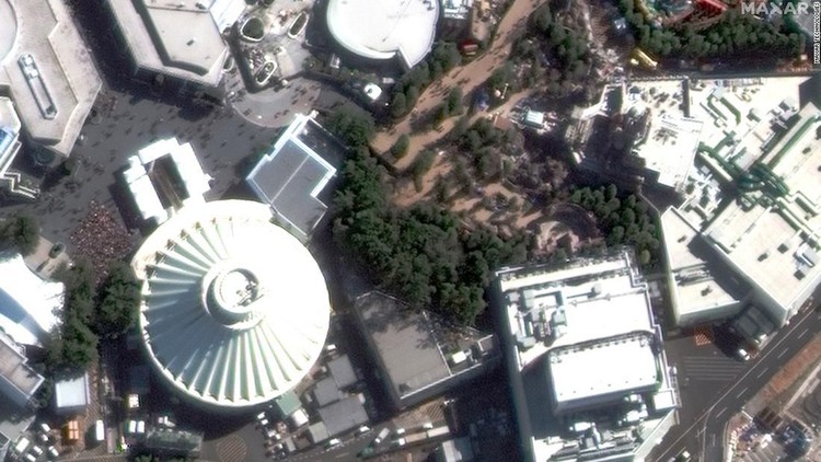 Foto Satelit Corona