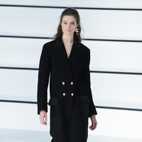 Koleksi terbaru Chanel fall 2020 di Paris Fashio Week, Paris, Prancis, Selasa [03/03/2020]. Photo by Pascal Le Segretain/Getty Images.