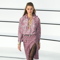 Koleksi terbaru Chanel fall 2020 di Paris Fashio Week, Paris, Prancis, Selasa [03/03/2020]. Photo by Pascal Le Segretain/Getty Images.