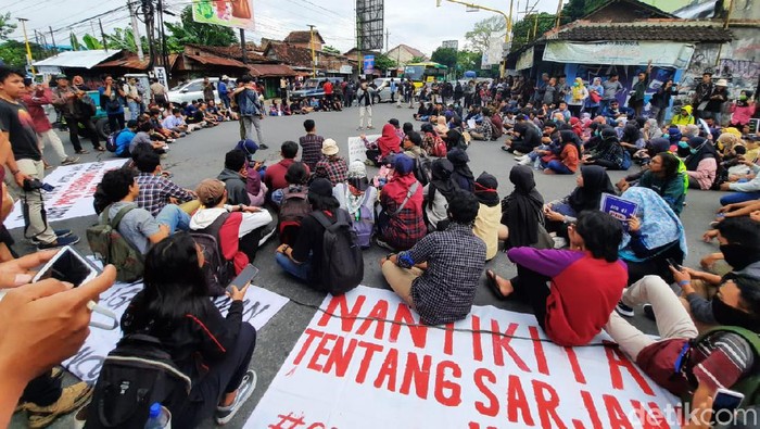 Aksi GejayanMemanggilLagi di Yogyakarta, Senin (9/3/2020).