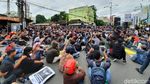 Saat Massa GejayanMemanggilLagi Padati Simpang Tiga Gejayan