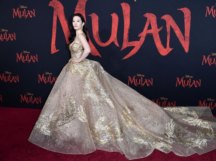 Penampilan Menawan Liu Yifei di Premiere Mulan