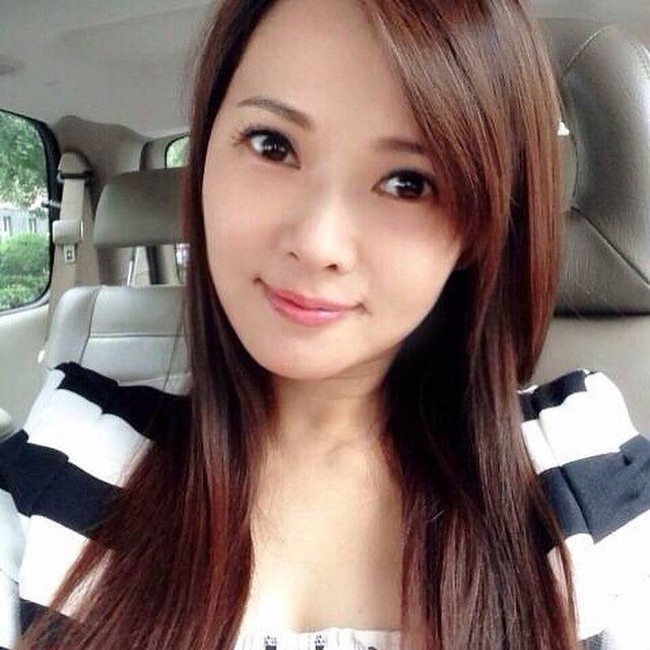 Mengapa orang harus memperlakukan wanita seperti itu? Itu pada dasarnya adalah intimidasi terhadap wanita. Aku berusia 52 tahun dan aku sudah melihat banyak hal, jadi jangan mencoba menggertakku hanya karena aku seorang selebriti wanita, jelas Annie. Foto: Instagam @annieyi0304