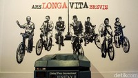 Padahal gedung bersejarah ini memiliki nilai historis yang cukup tinggi sebagai tonggak sejarah bangsa Indonesia. Berdasarkan informasi yang dihimpun, Nantinya gedung itu akan bisa disewakan kepada umum guna kepentingan berbagai acara, seperti pernikahan, seminar, dan lainnya.