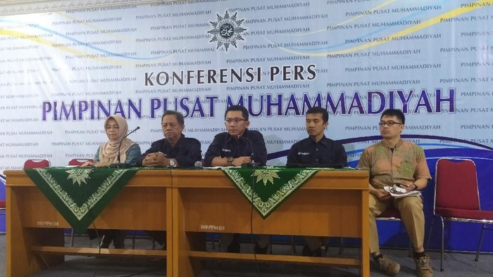 Konpers Ketua Muhammadiyah Covid-19 Command Center, dr Corona Rintawan siapkan 20 RS untuk tangani penyebaran virus corona