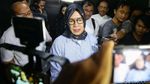 Lambaikan Tangan, Karen Agustiawan Keluar Rutan Kejagung