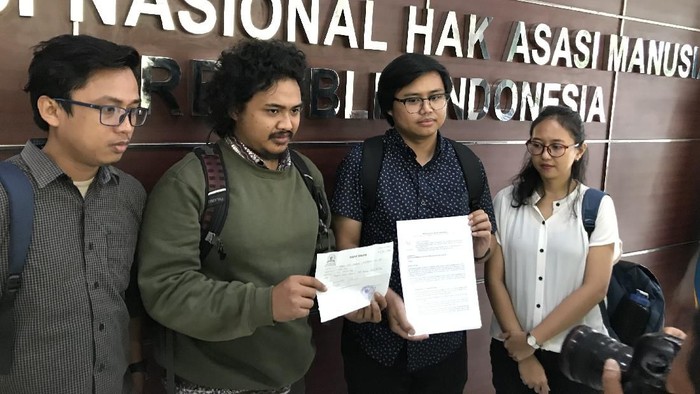 Tim Advokasi untuk Demokrasi melaporkan adanya dugaan pelanggaran HAM pada penanganan demo September 2019 ke Komnas HAM