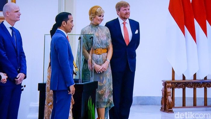 Akhirnya! Keris Pangeran Diponegoro Diserahkan Belanda ke Jokowi