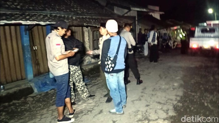 Warga Terdampak Gempa di Sukabumi