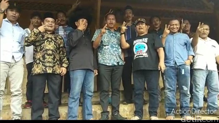Kades deklarasi dukungan bagi bupati pandeglang