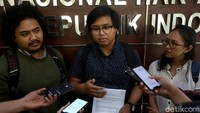 Anggota Tim Advokasi untuk Demokrasi, Hussein Ahmad mengatakan dalam laporan itu diduga ada penyiksaan saat proses penangkapan para peserta demo. Banyak dari korban yang ditangkap pada saat istirahat dan berlindung dari gas air mata aparat.