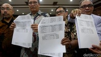 Gugatan itu terdaftar dengan nomor perkara No. 27/PDT.GS/CLASS ACTION/LH/2020/PN.Jkt.Pst tertanggal 13 Januari 2020. Warga yang tergabung dalam gugatan ini sebanyak 243 orang. Mereka menuntut Anies mengganti rugi sejumlah Rp 42,3 miliar.