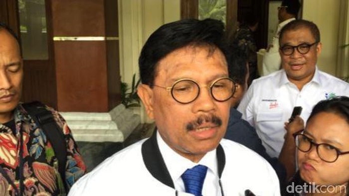 Menkominfo Johnny G Plate Menkominfo Johnny G Plate