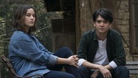 Chelsea Islan kembali sebagai Alfie. Tak sendiri, di sekuel Sebelum Iblis Menjemput Ayat 2 ada aktor Baskara Mahendra yang ambil bagian dalam cerita. (Frontier Pictures/YUSUF.YUDO)