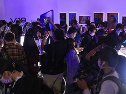 Potret Antusiasme Saat Menjajal vivo V19