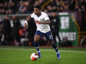 Pandemi Corona, Dua Pemain Tottenham Izin Mudik