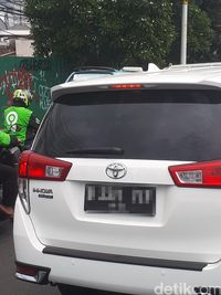Innova berlogo hybrid. 