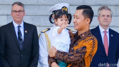Potret Cucu Jokowi di Acara Penyambutan Raja Belanda