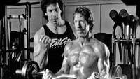 Banyak yang mengidolakan Chuck Norris yang disebut sebagai pria paling tangguh di dunia. Dok. Instagram