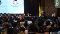 Usai dinyatakan lulus, Edhy menyampaikan rasa terima kasihnya kepada Menhan Prabowo Subianto. Ia menyebut, banyak jasa yang diberikan Prabowo kepadanya.