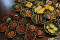Nyoos! Beragam Sambal Enak Penambah Nafsu Makan Ada di 5 Restoran Ini