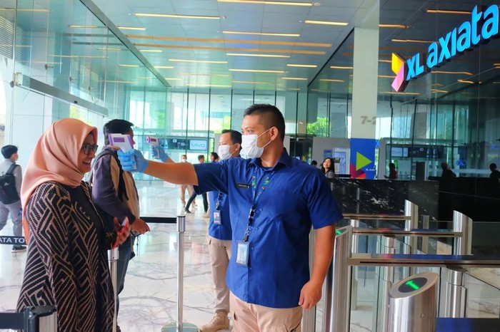 XL Axiata XL Axiata perketat jumlah kunjungan ke lingkungan kerjanya gegara virus corona.