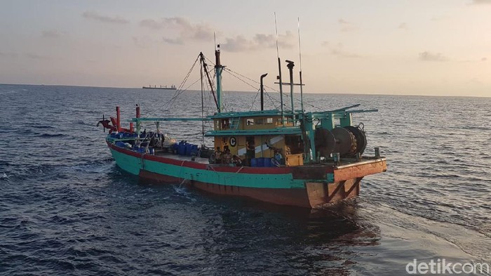 Kapal ikan asing ditangkap di Selat Malaka wilayah Aceh, 12 ABK asal Myanmar diamankan (dok PSDKP)