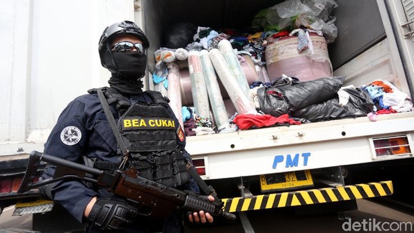 Narkoba hingga Baju Bekas Ilegal Diamankan Bea Cukai