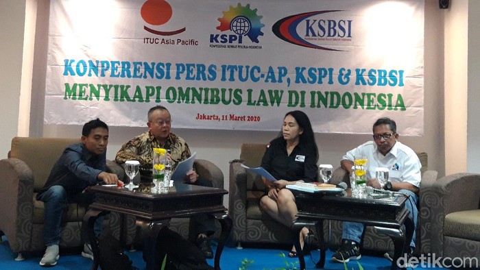 International Trade Union Confederation Asia Pasific (ITUC-AP) bersama Konfederasi Serikat Pekerja Indonesia (KSPI) dan Konfederasi Serikat Buruh Seluruh Indonesia (KSBSI).