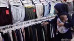 Pakaian Impor Tetap Eksis di Tengah Geger Corona