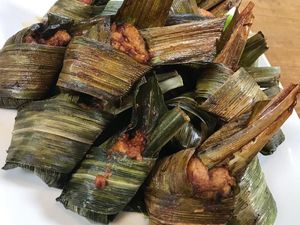 Bikin Laper! Makan Ayam Pandan hingga Gulai Gajebo Super Gurih