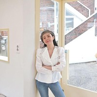 Belakangan gaya Ji Woo terlihat lebih feminin. Foto: Instagram @mejiwoo103